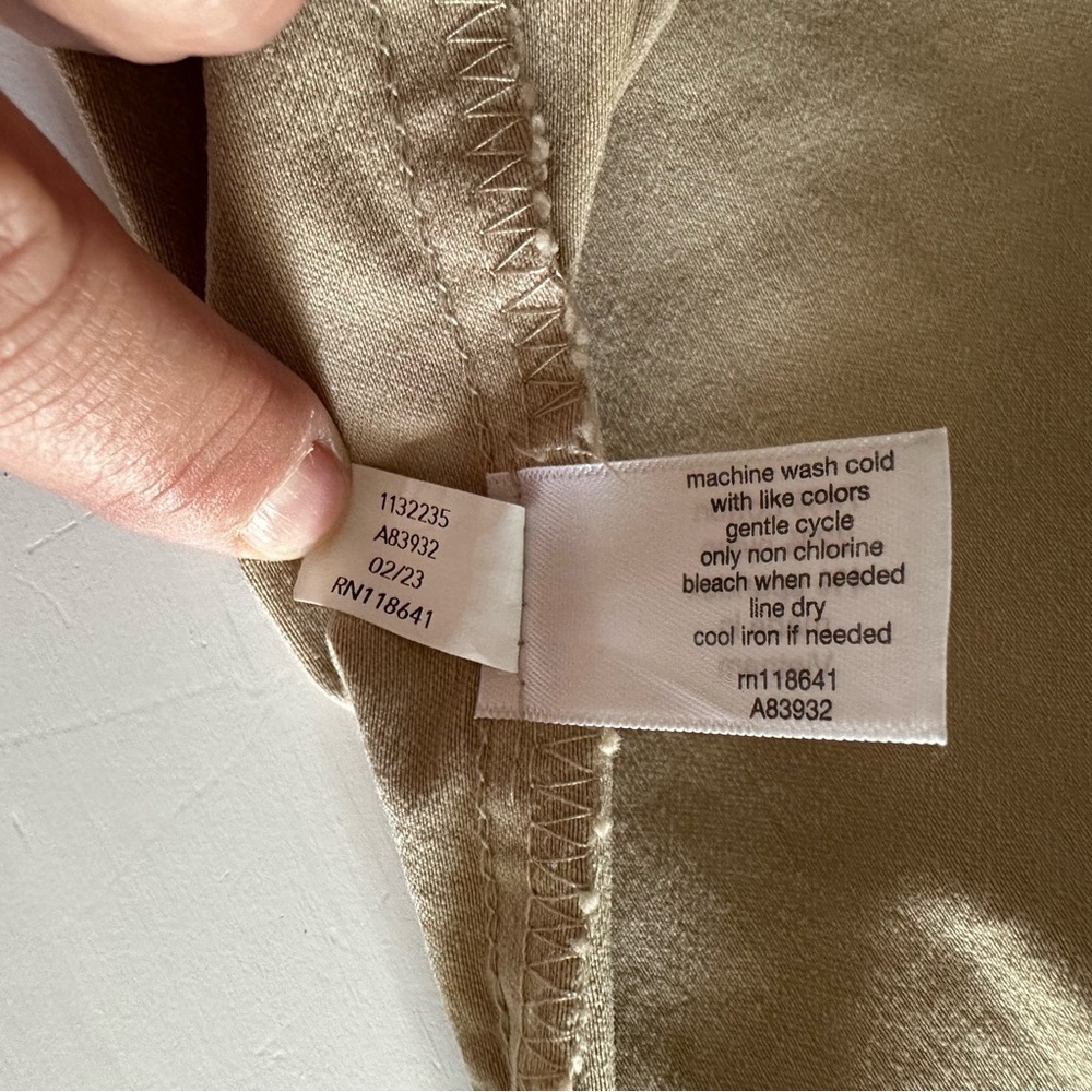 Lane Bryant Womens Flat Front Dress Pants Plus Size 26 Light Beige Pockets - Picture 8 of 12